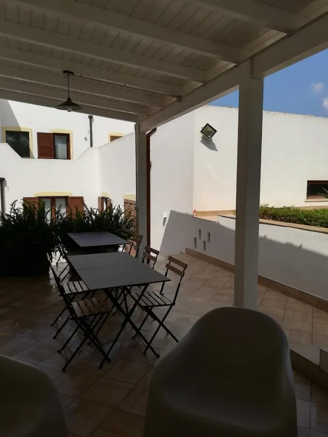 B&B Bianco Sale Rilievo 0*,  Italy